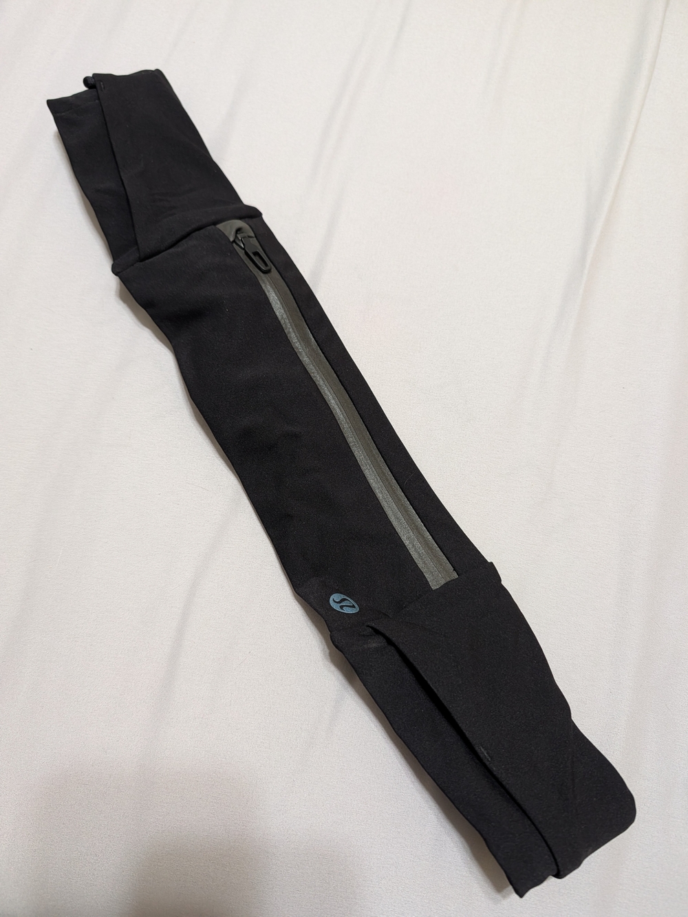lululemon athletica Black Slim Sling Belt Bag with Reflective Zip